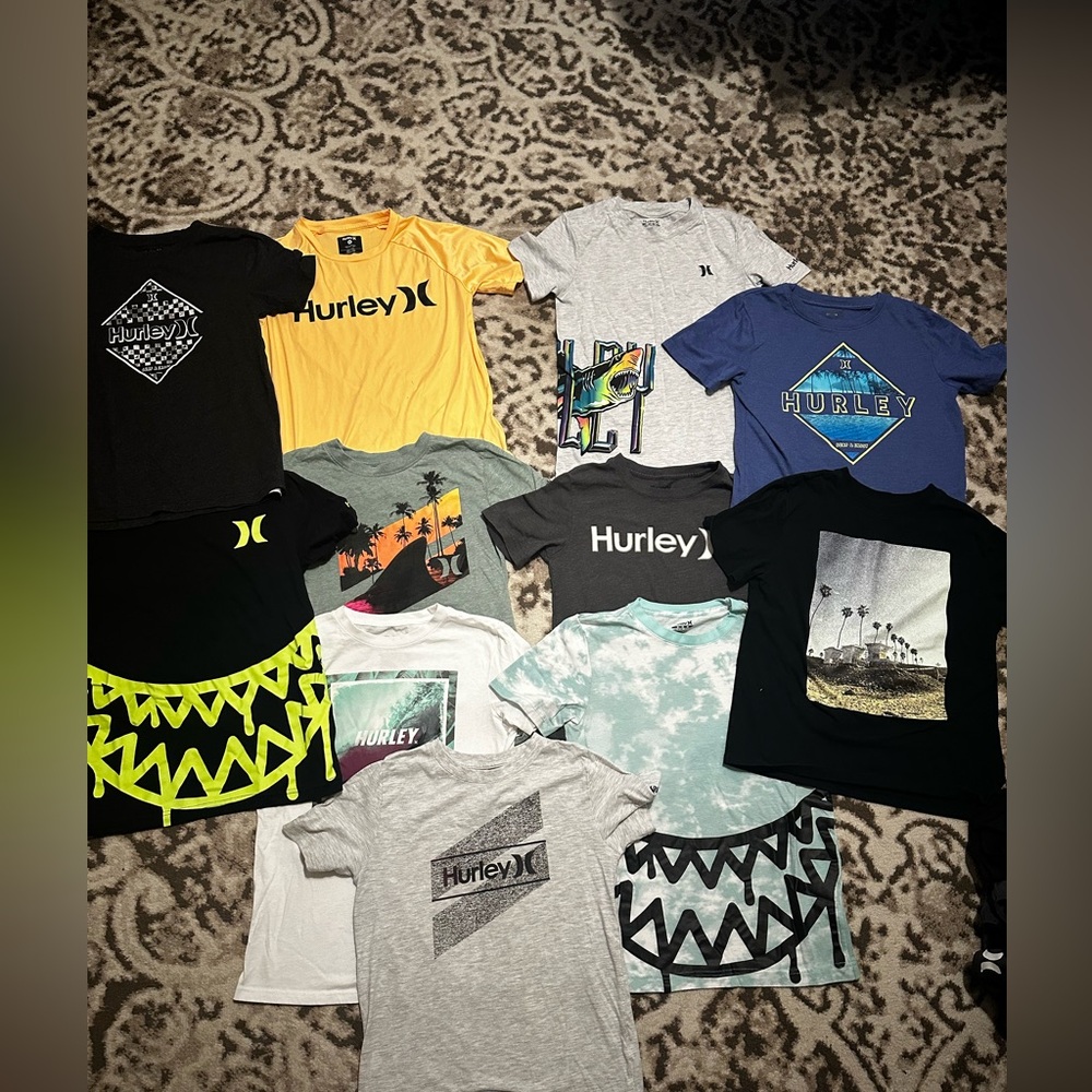 Boys Hurley Shirt Bundle With Shorts. Size Medium. 🏄🏼‍♂️🏝️